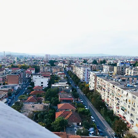 شقة View Spacious 07 تيرانا